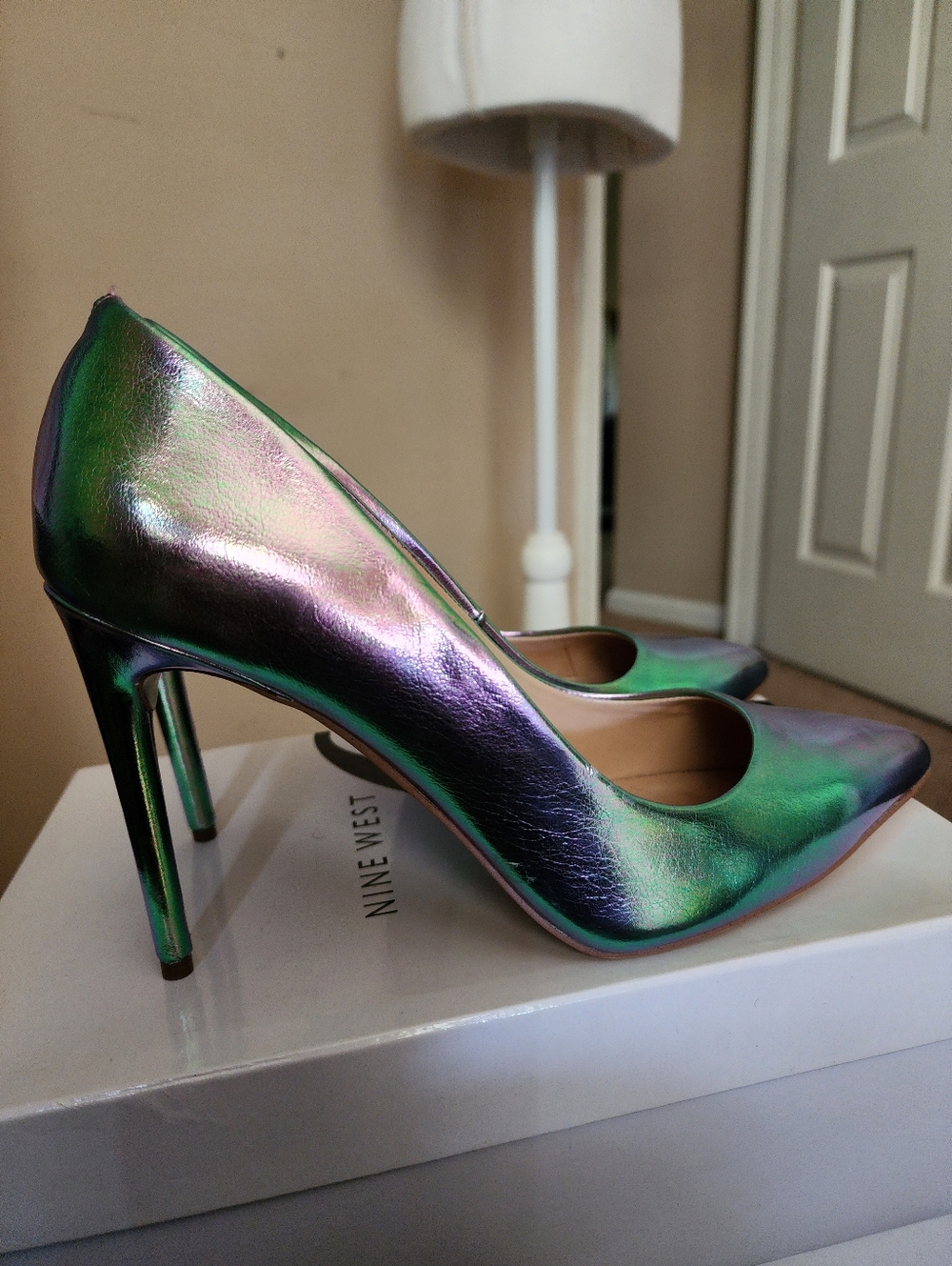 Jennifer Lopez Iridescent Green Pointed-Toe Pumps